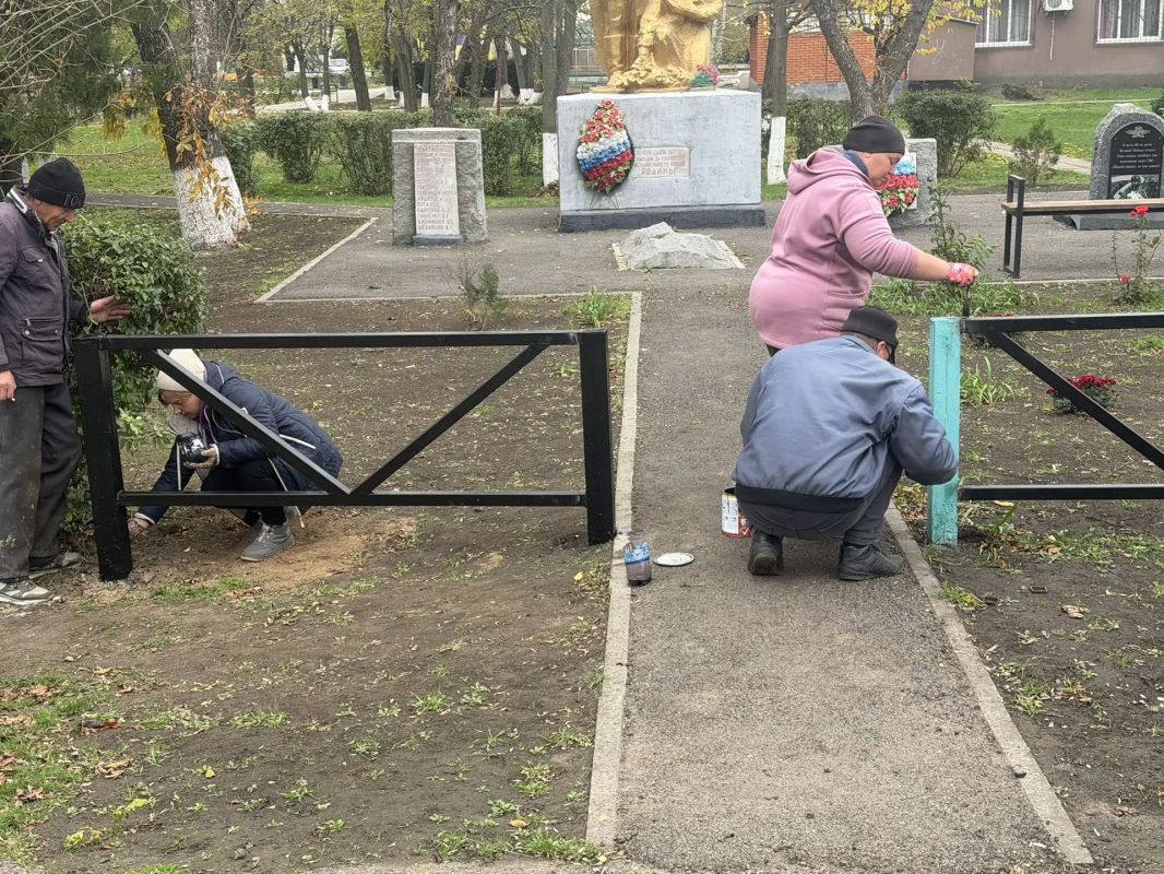 Сохраняя память поколений: благоустройство мемориального комплекса в селе Рубановка Сохраняя память поколений: благоустройство мемориального комплекса в селе Рубановка