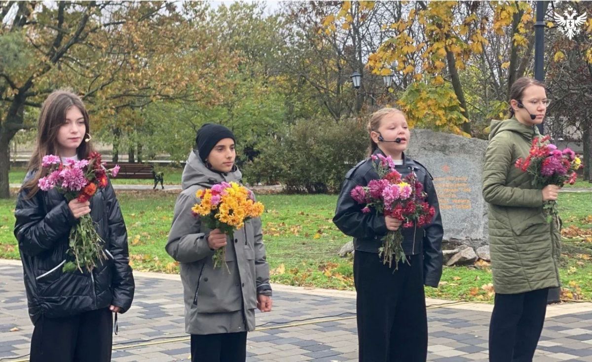 В Геническе отметили 83-ю годовщину освобождения города В Геническе отметили 83-ю годовщину освобождения города