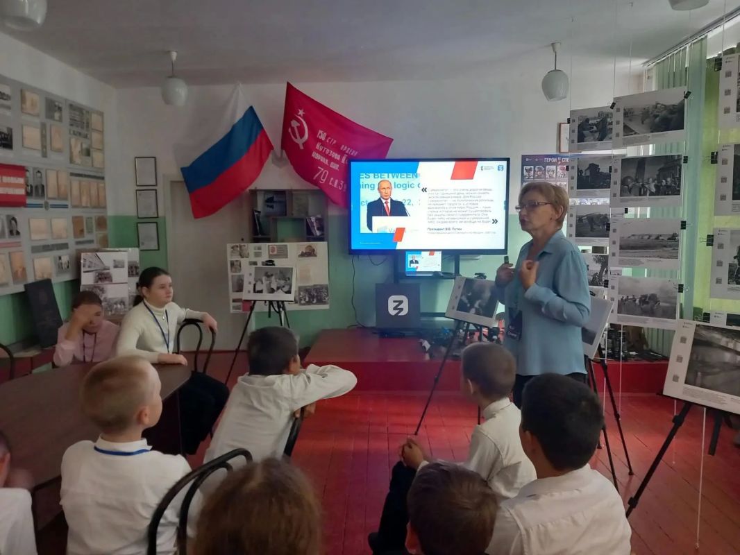 «День в школьном музее: музейные каникулы» в Приморской школе «День в школьном музее: музейные каникулы» в Приморской школе